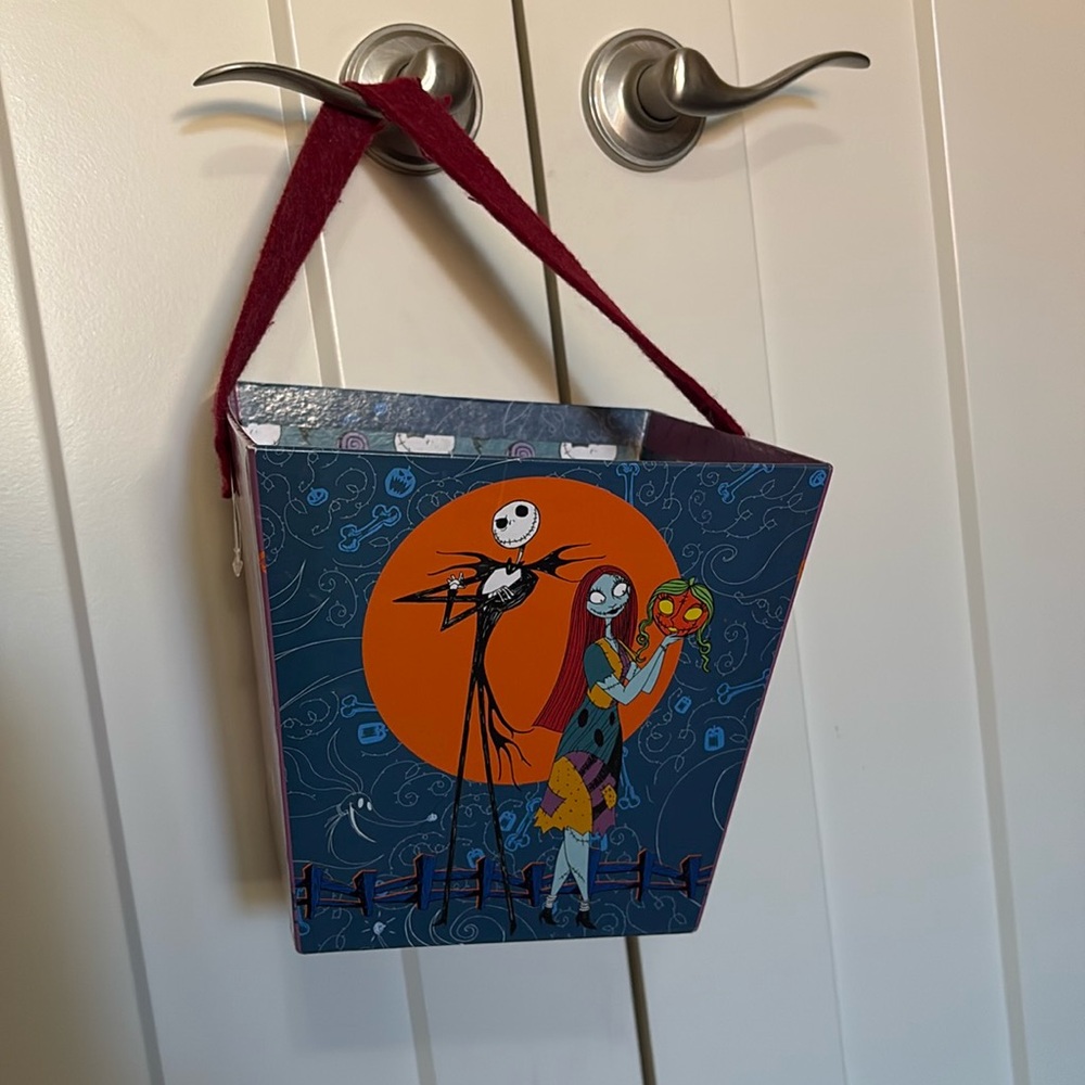 The nightmare before Christmas Halloween bucket